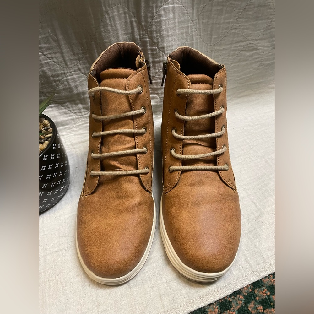 Brand new Womens